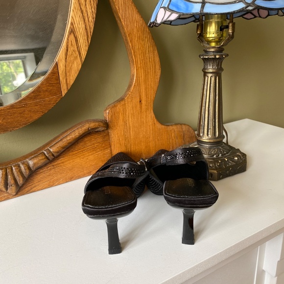 Sling Back Healed Shows - Picture 3 of 6